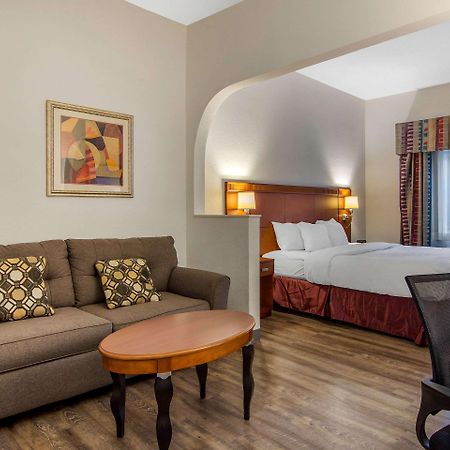 Clarion Suites Duluth I-85 Dış mekan fotoğraf