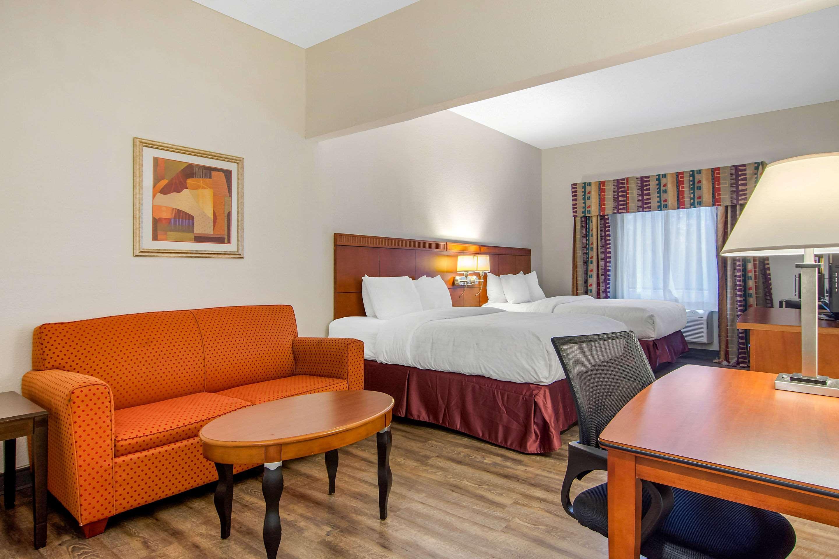 Clarion Suites Duluth I-85 Dış mekan fotoğraf