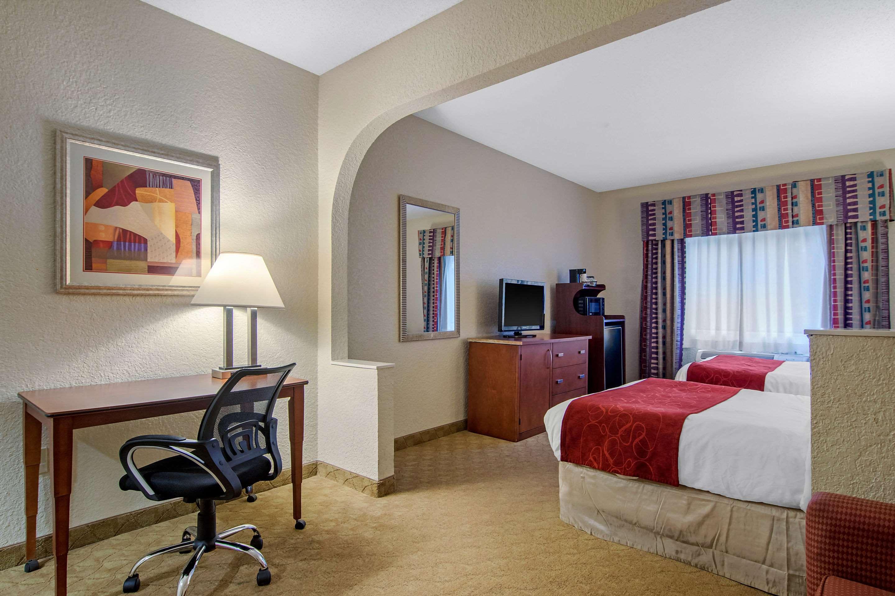 Clarion Suites Duluth I-85 Dış mekan fotoğraf