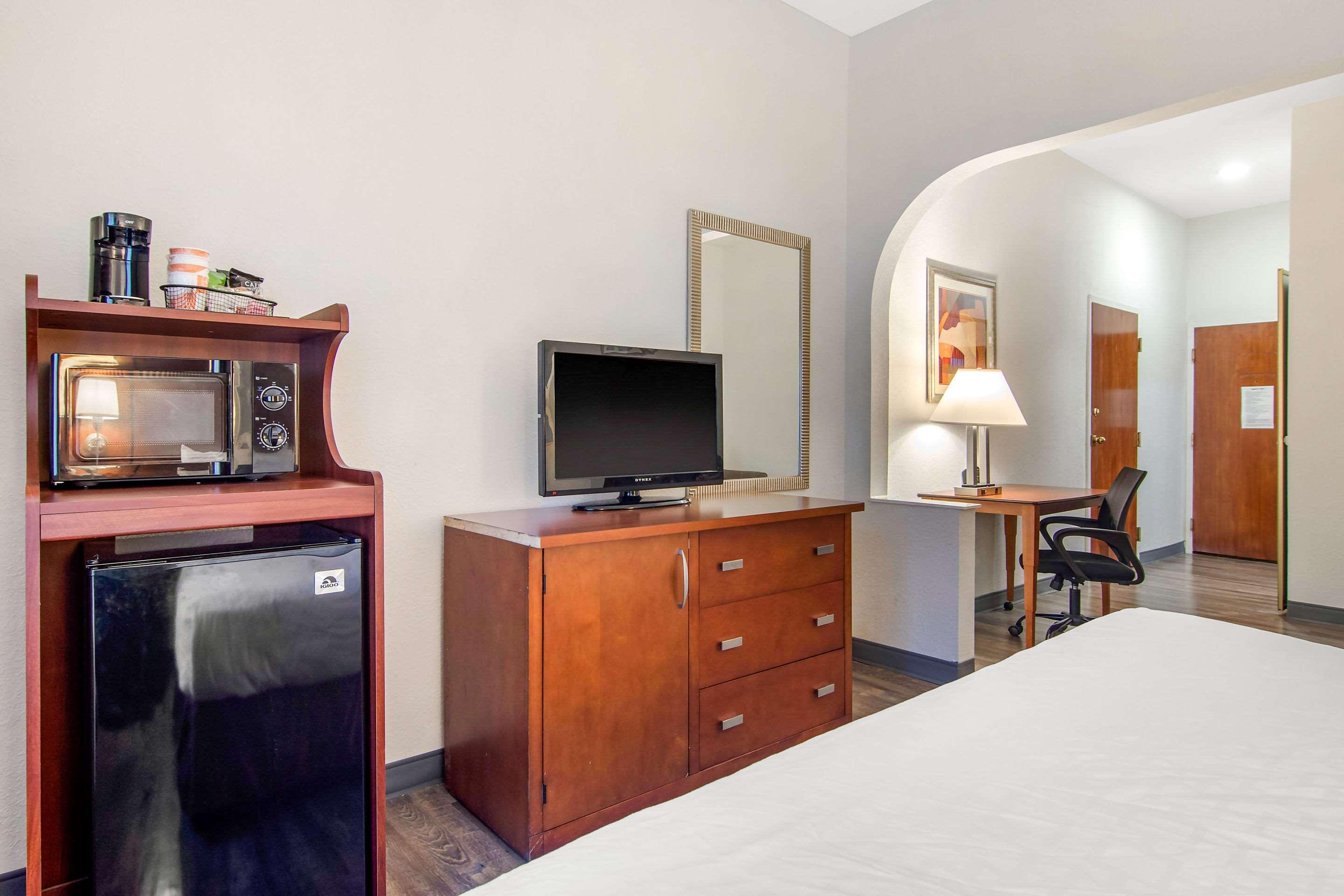 Clarion Suites Duluth I-85 Dış mekan fotoğraf